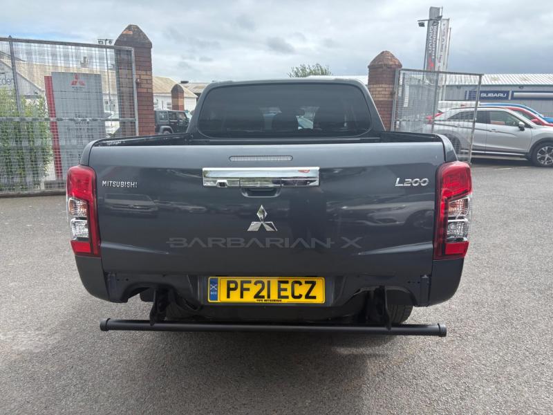 Mitsubishi L200