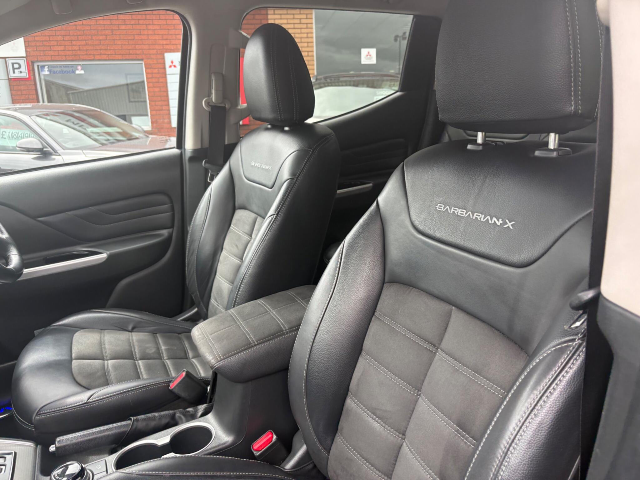 Mitsubishi L200