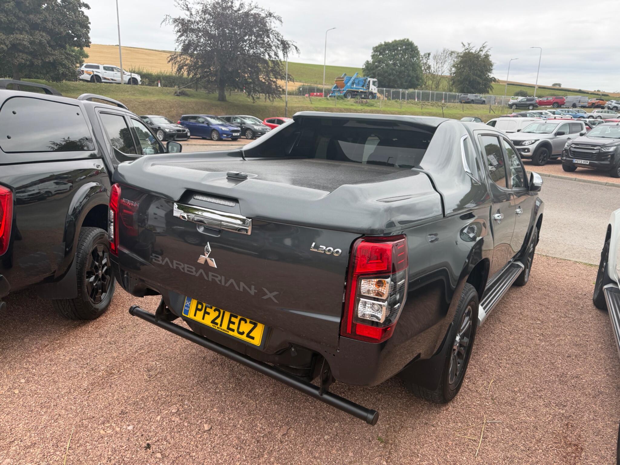 Mitsubishi L200