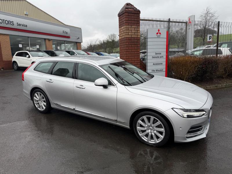 Volvo V90
