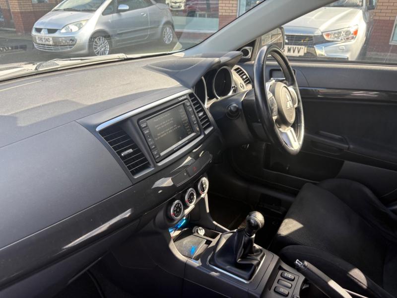 Mitsubishi Lancer