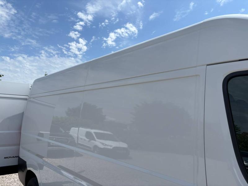 Vauxhall Movano