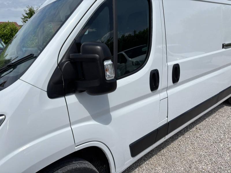 Vauxhall Movano