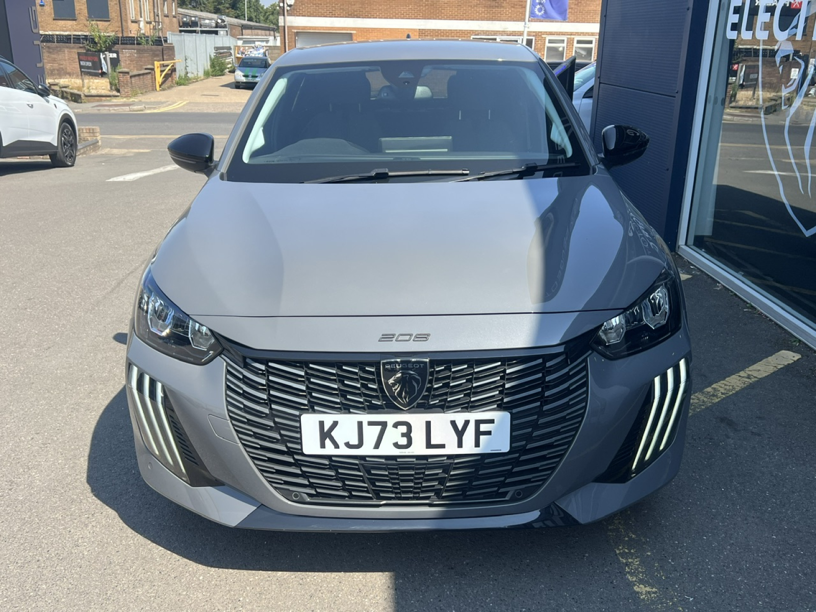 Peugeot 208