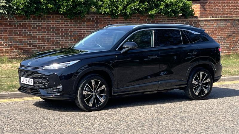 MG Motor UK HS