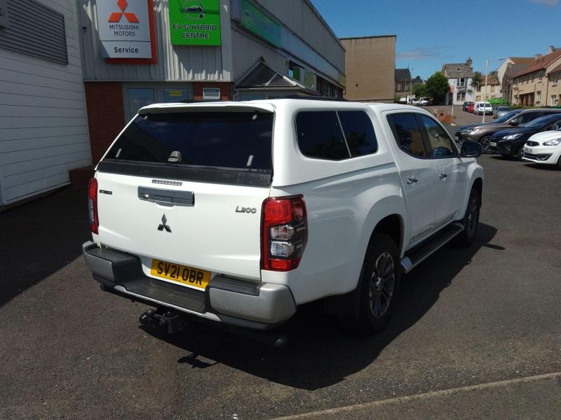 Mitsubishi L200