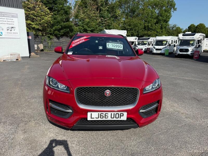 Jaguar F-Pace