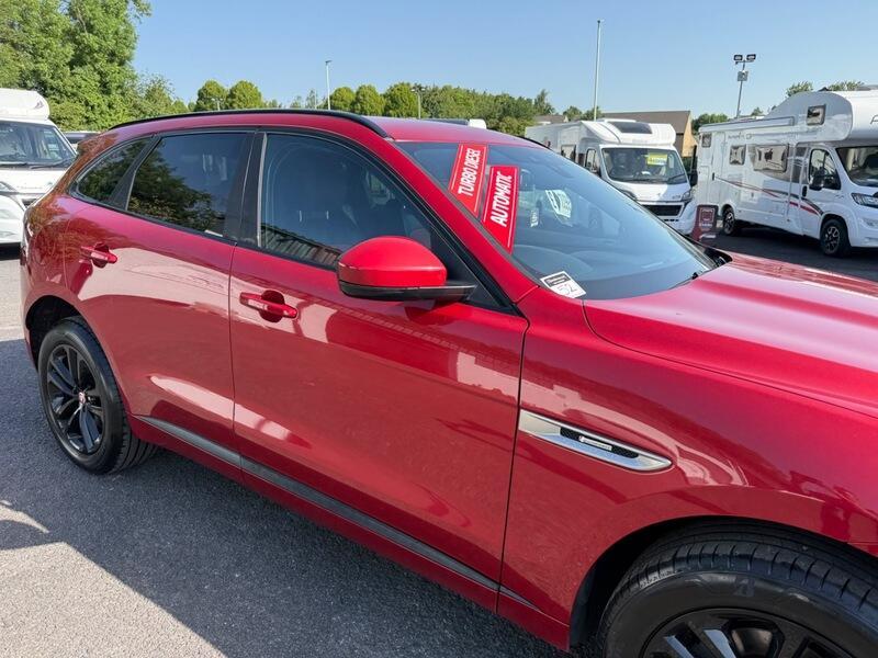Jaguar F-Pace