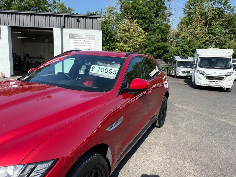 Jaguar F-Pace