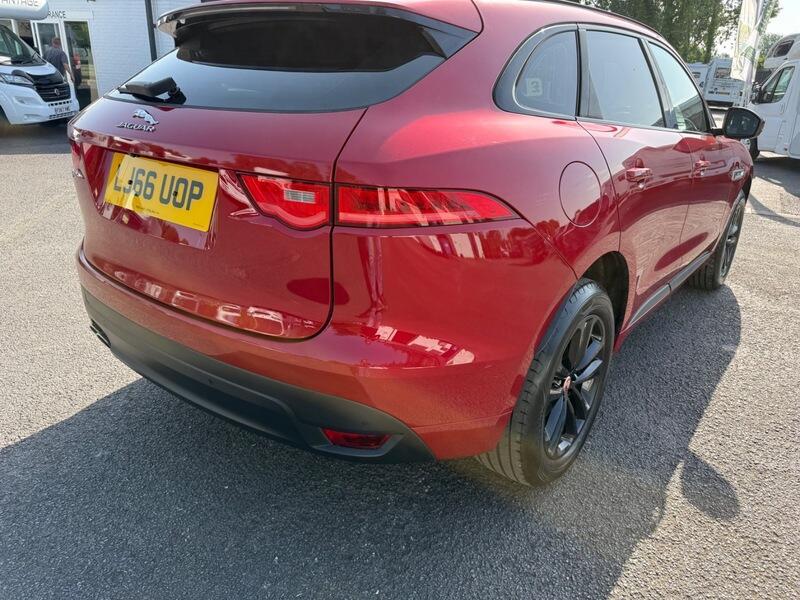 Jaguar F-Pace