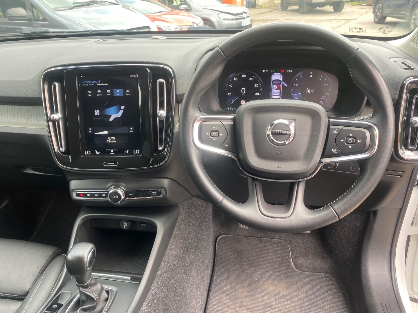 Volvo XC40