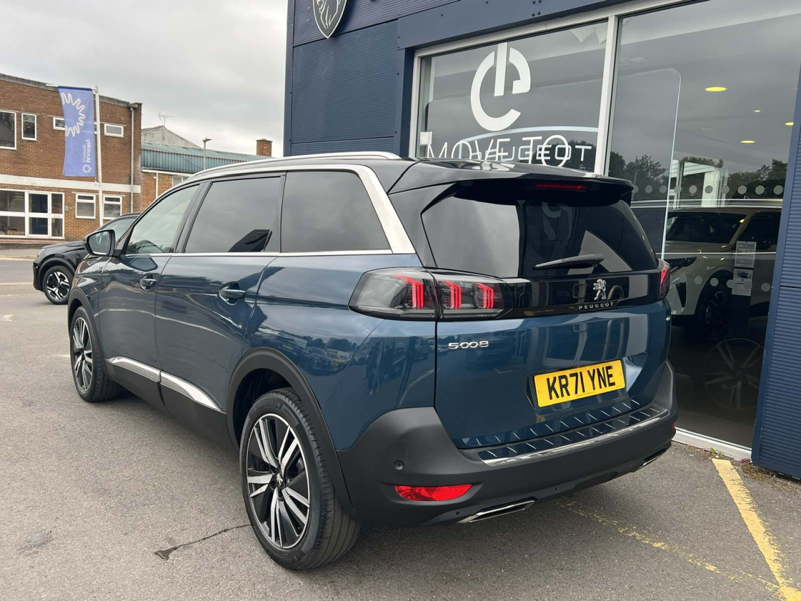 Peugeot 5008