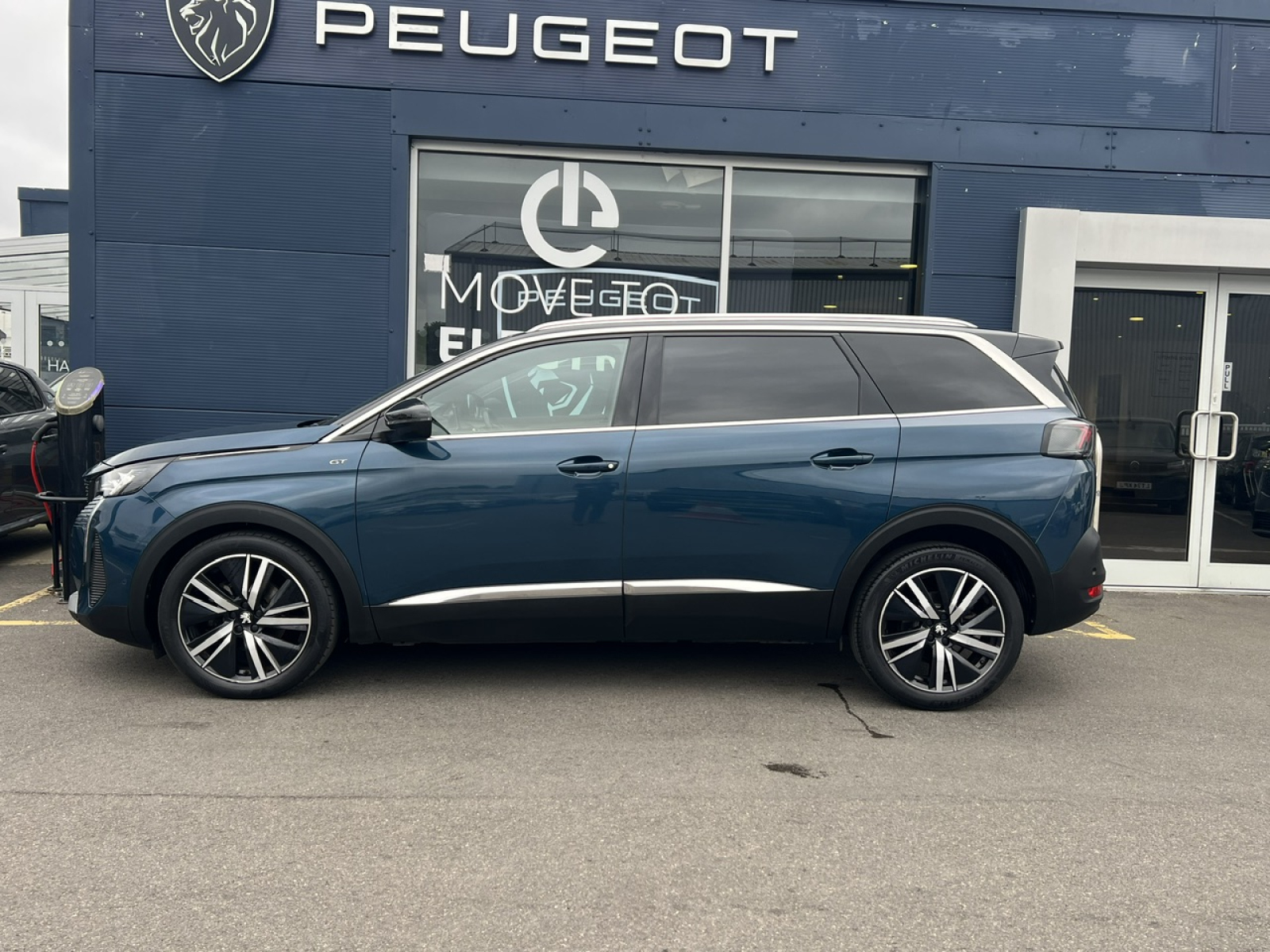 Peugeot 5008