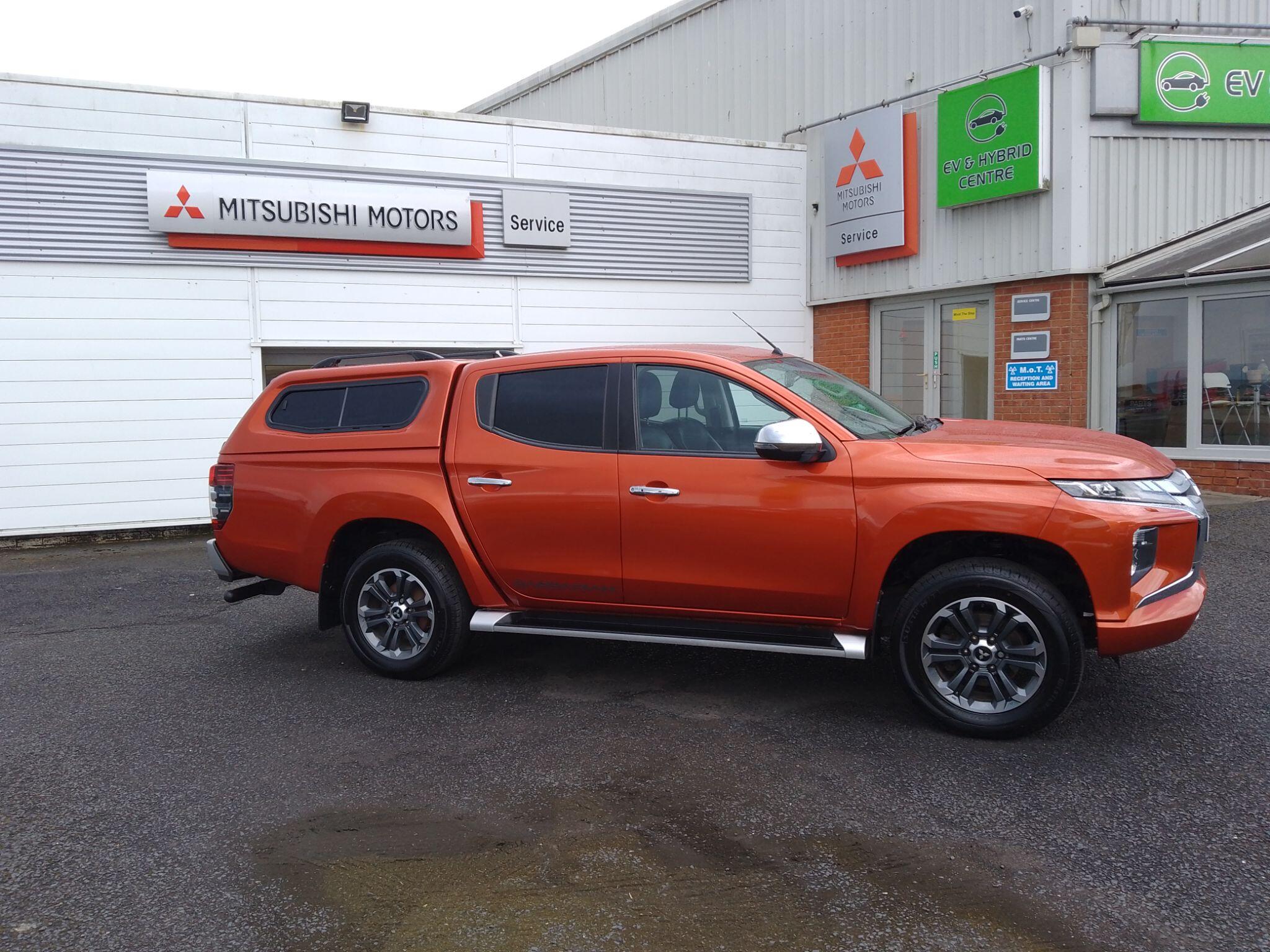 Mitsubishi L200
