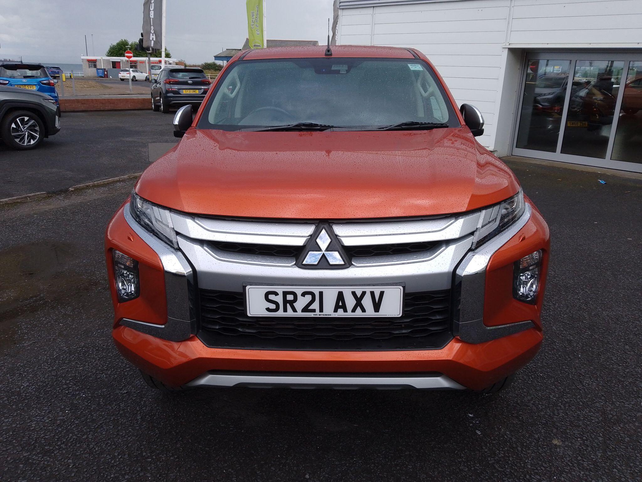 Mitsubishi L200