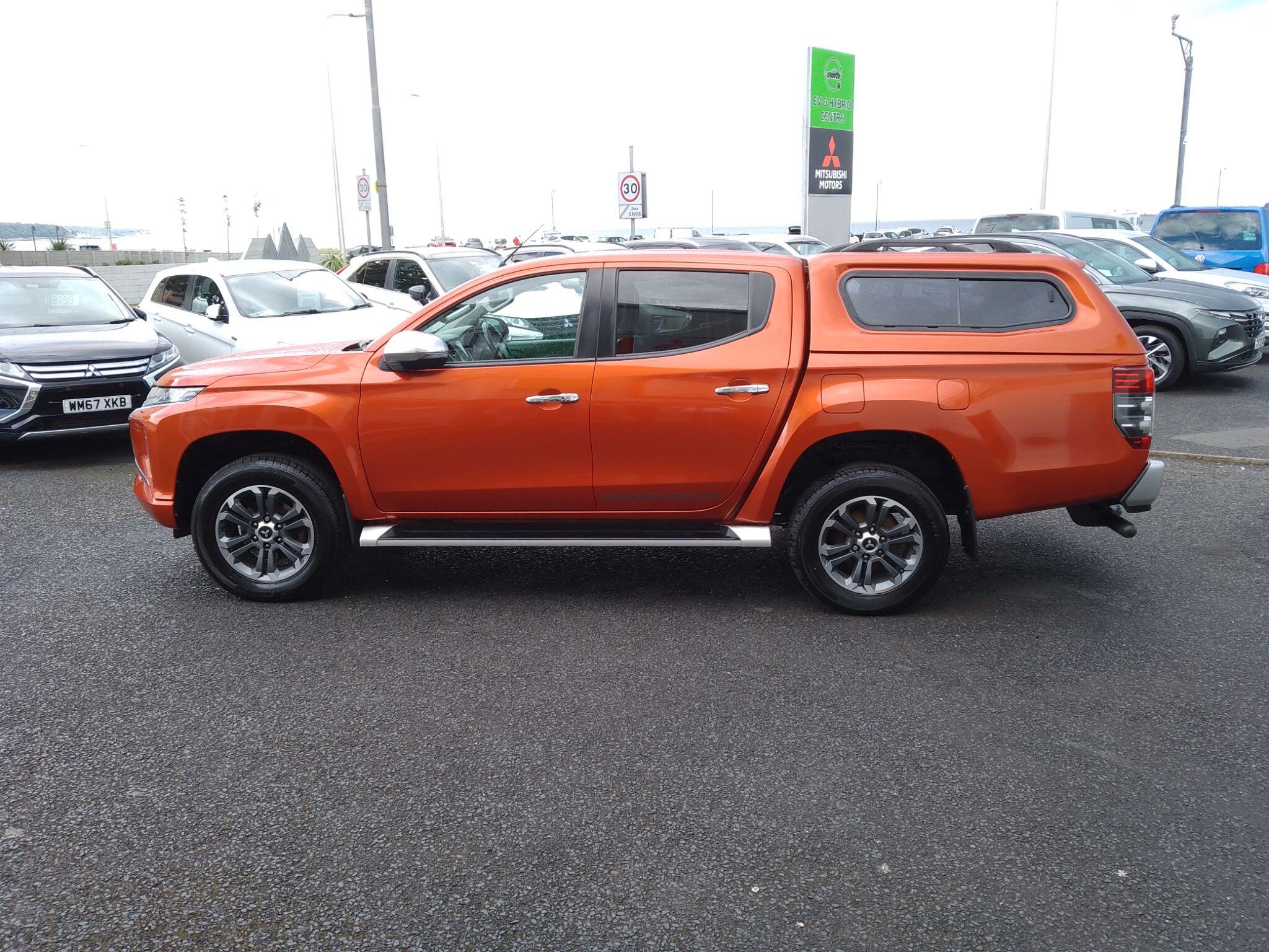 Mitsubishi L200