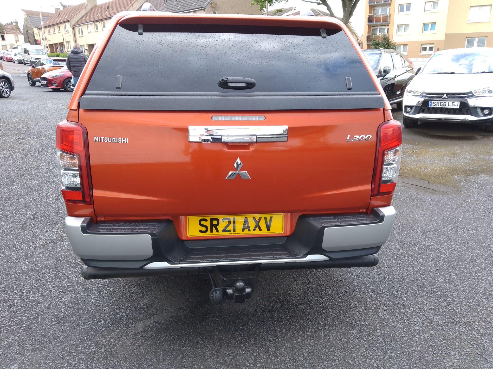 Mitsubishi L200