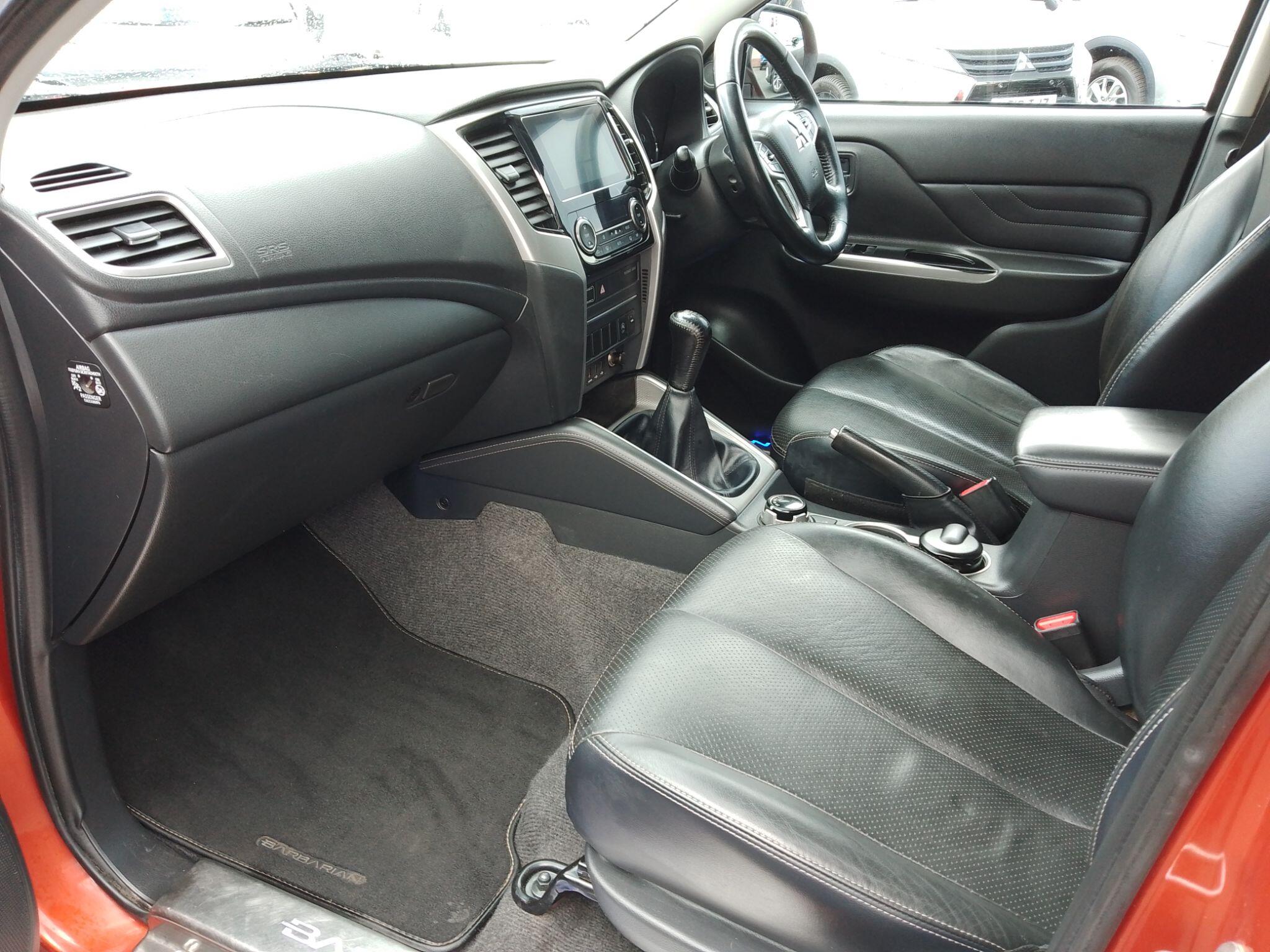 Mitsubishi L200