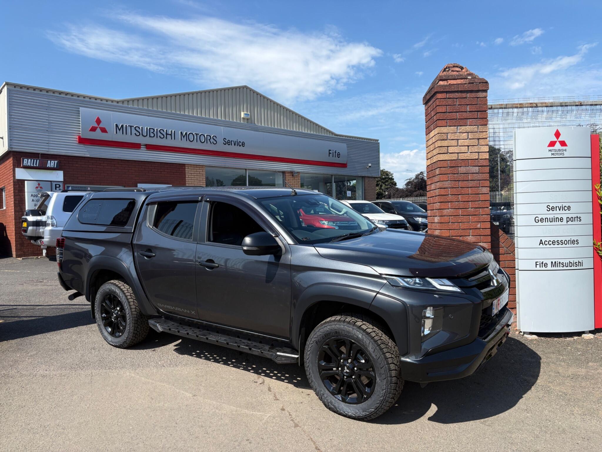 Mitsubishi L200
