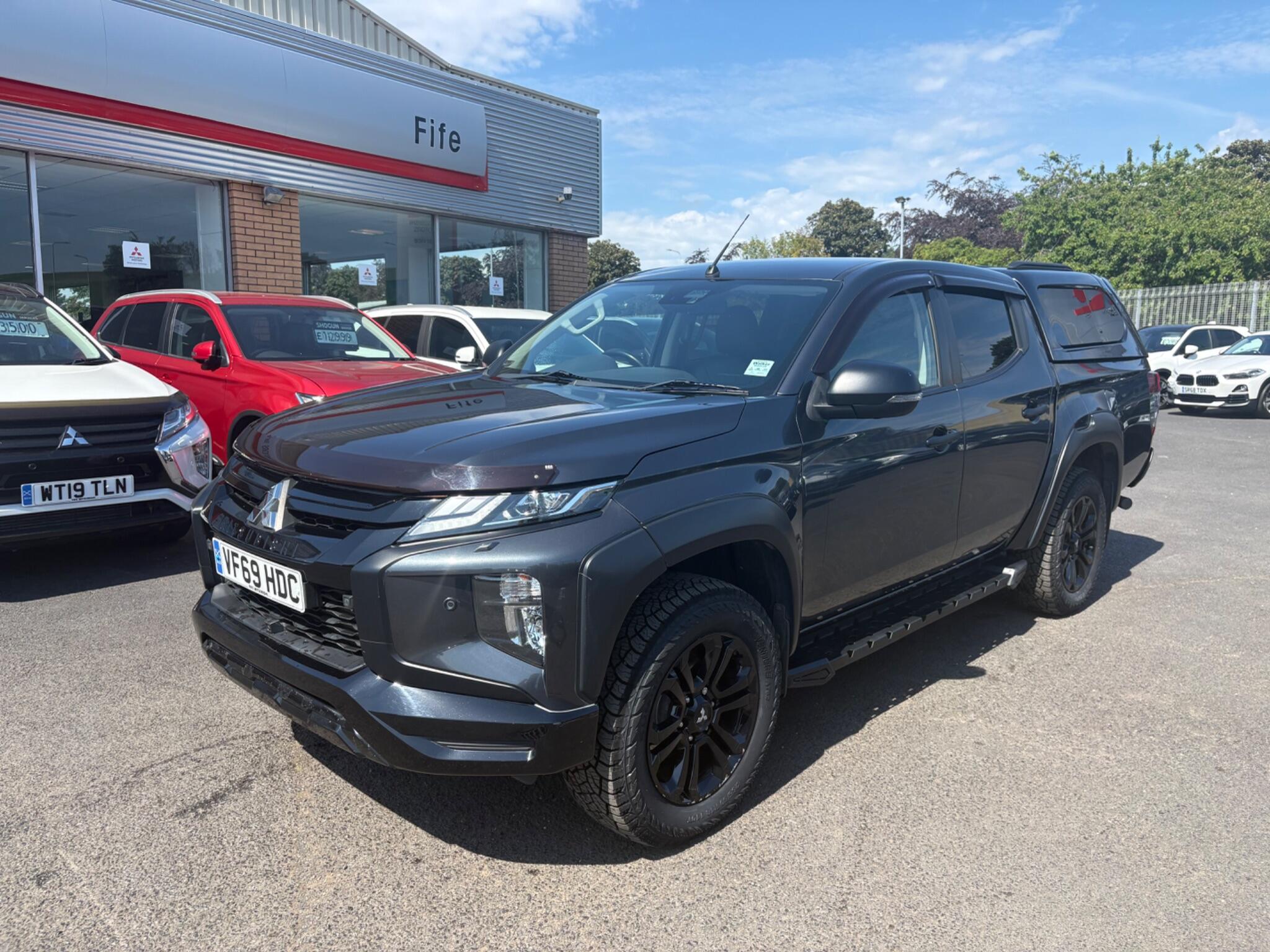 Mitsubishi L200