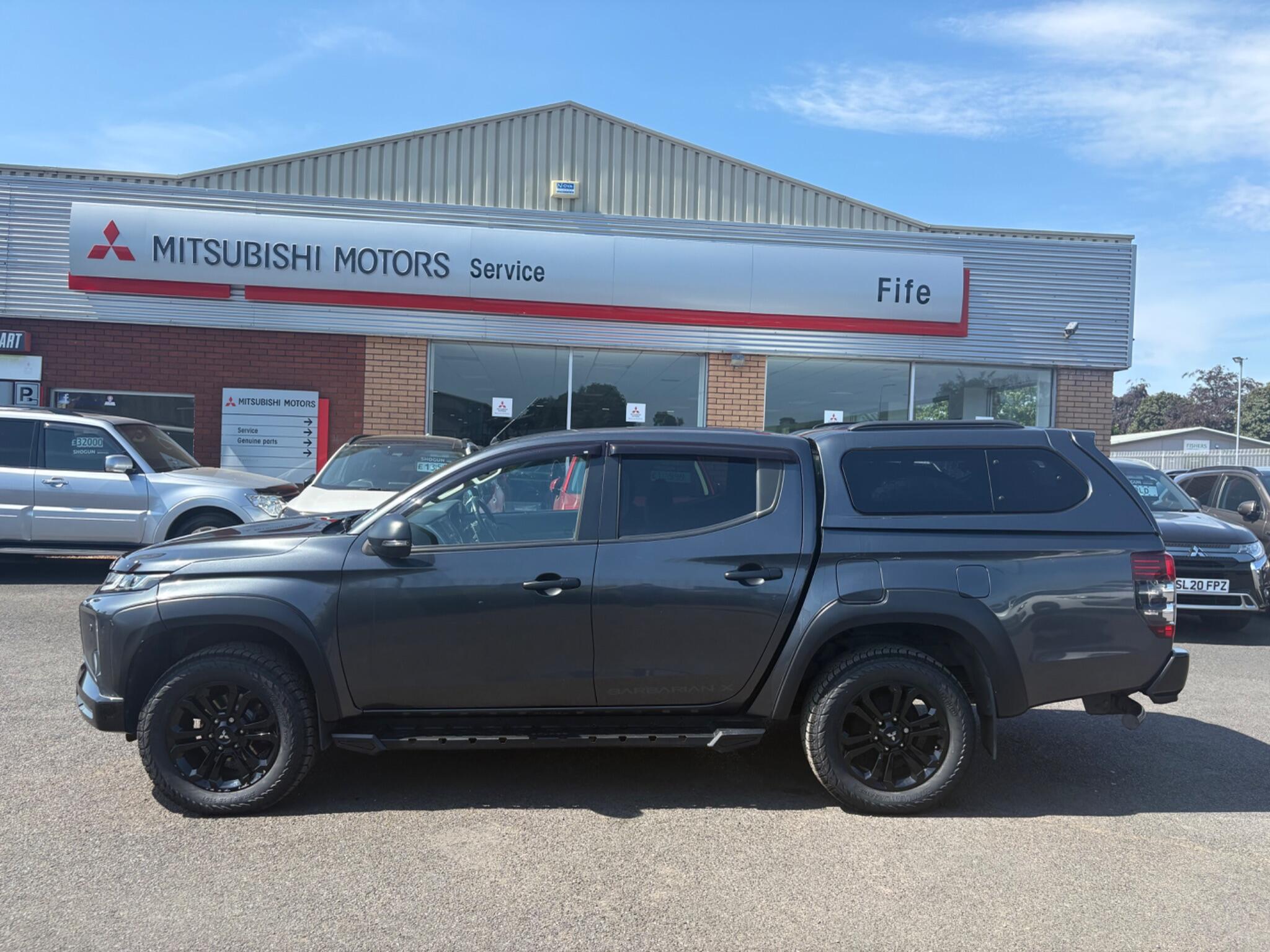 Mitsubishi L200