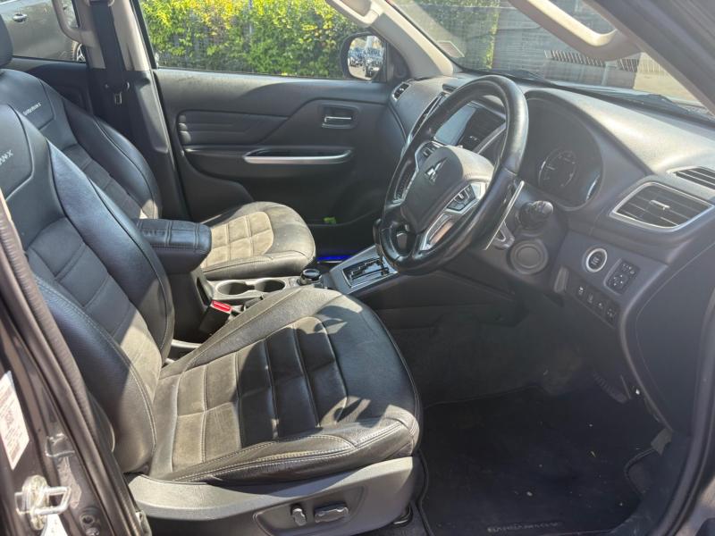 Mitsubishi L200