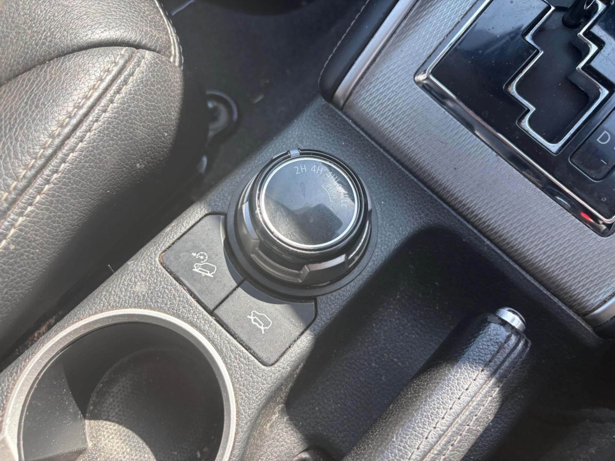Mitsubishi L200