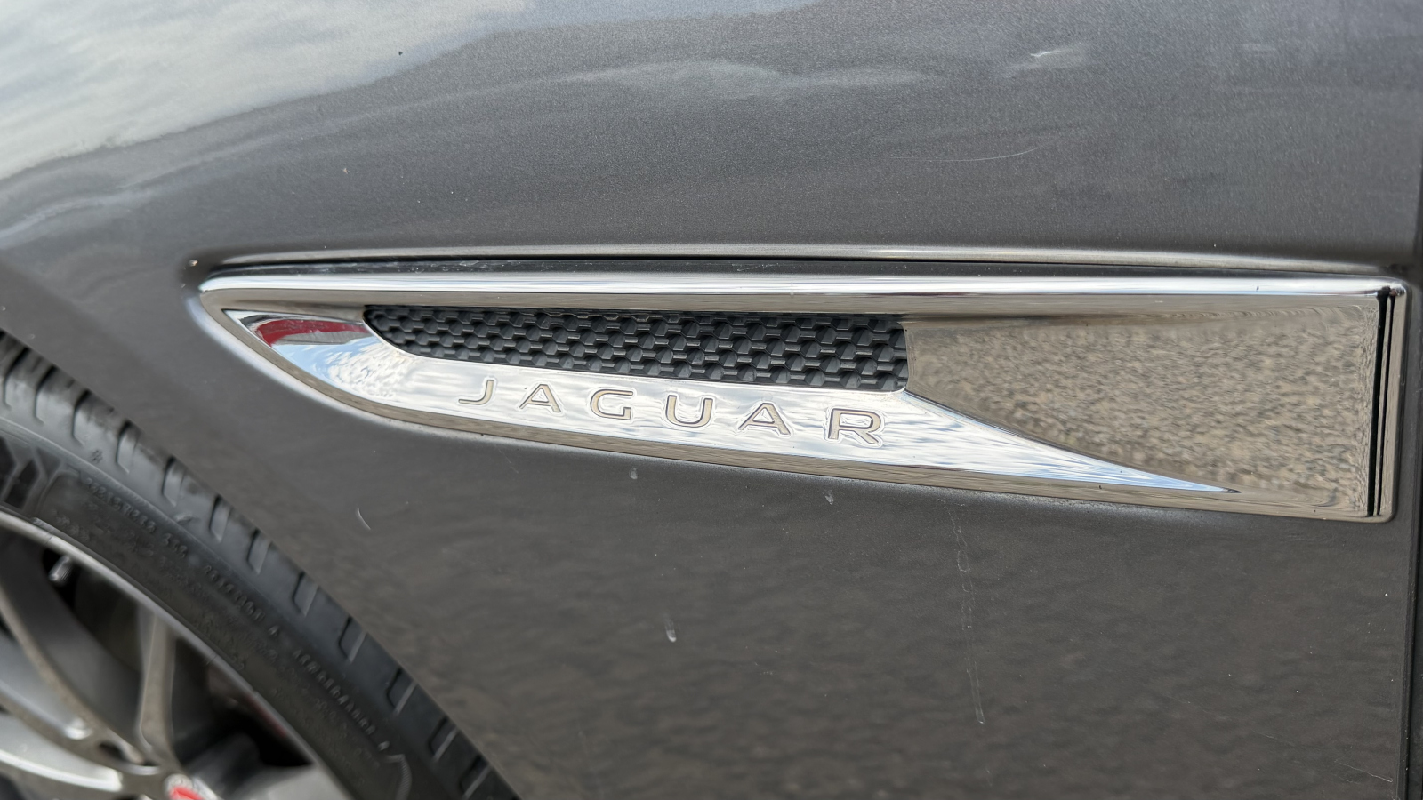 Jaguar XF