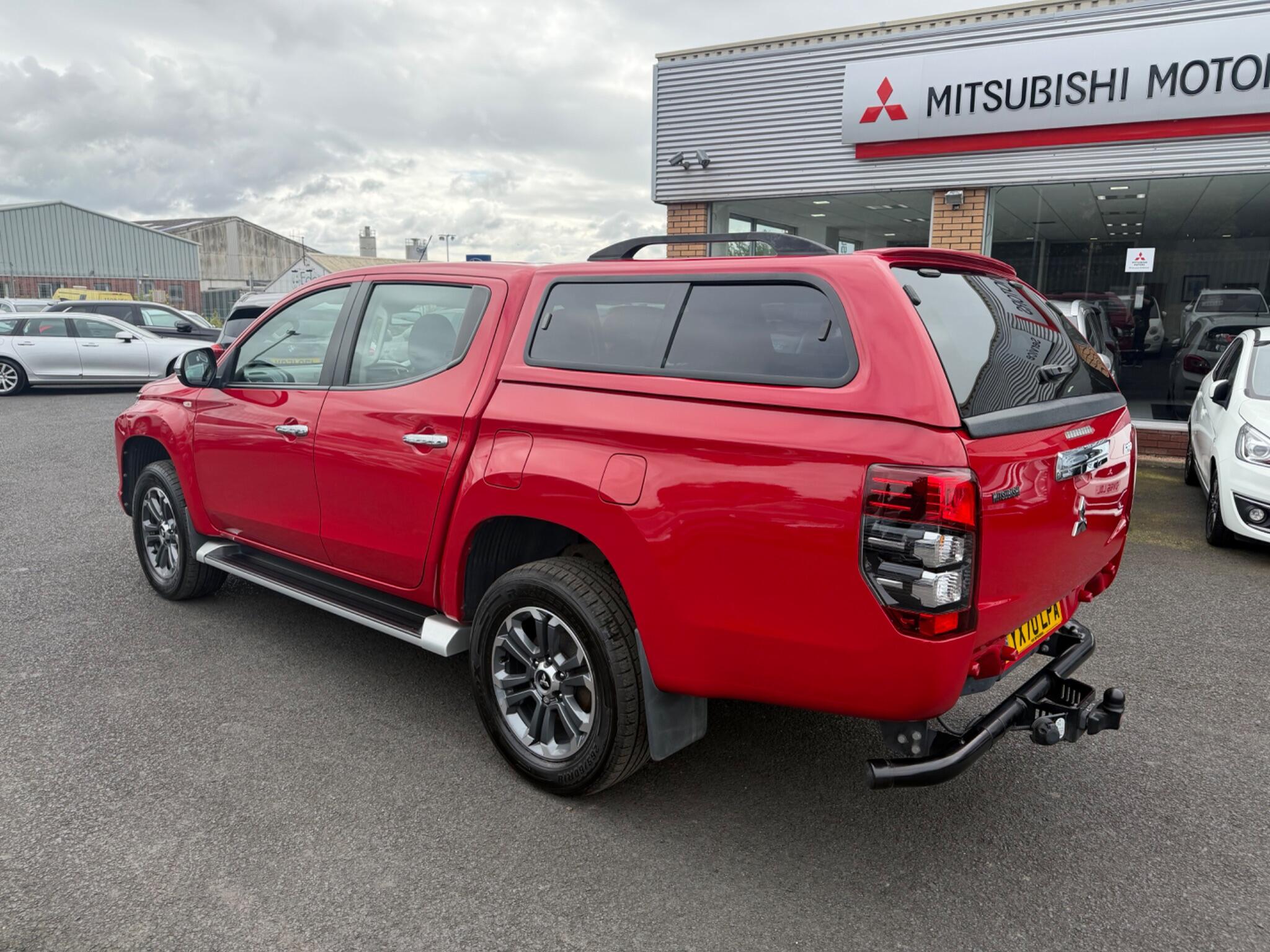 Mitsubishi L200