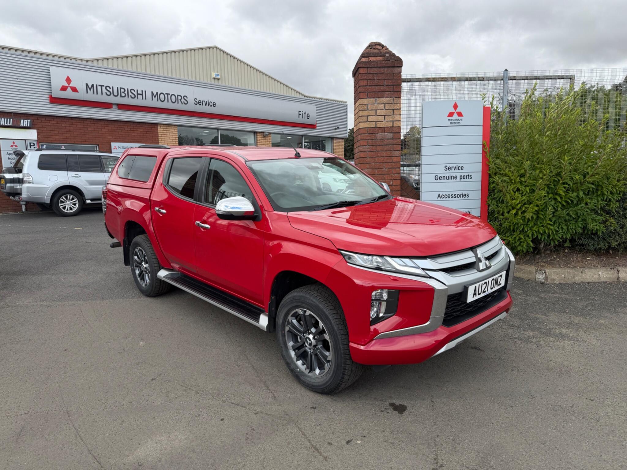 Mitsubishi L200