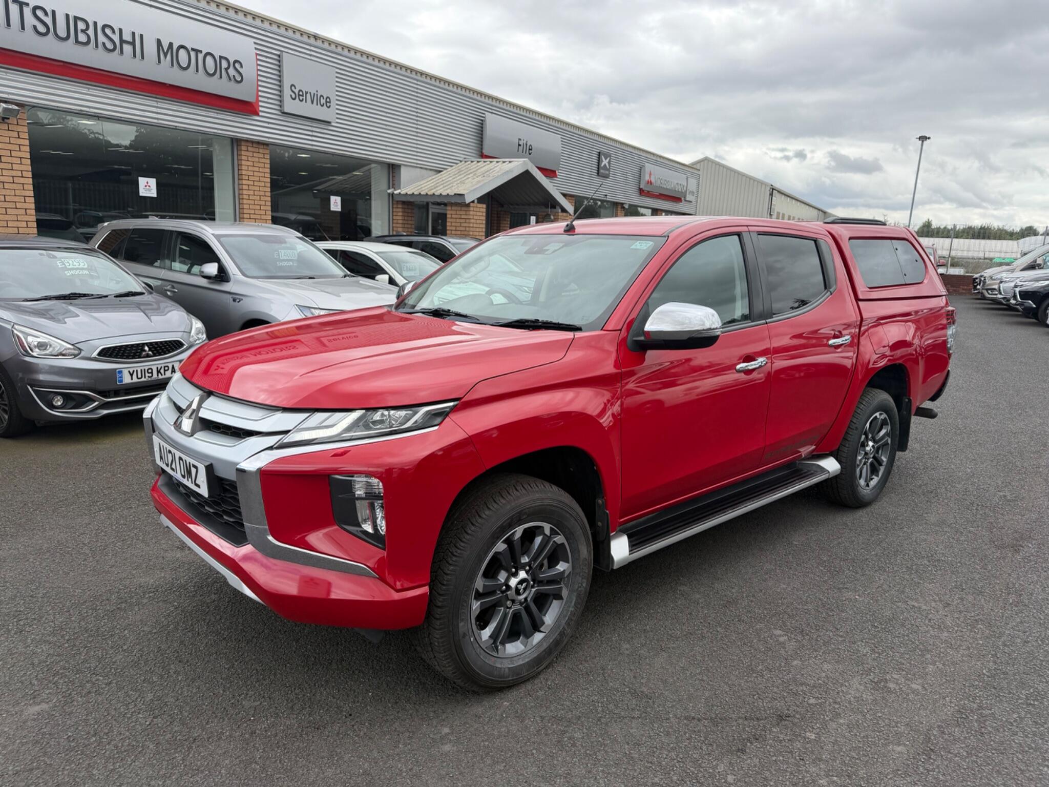 Mitsubishi L200