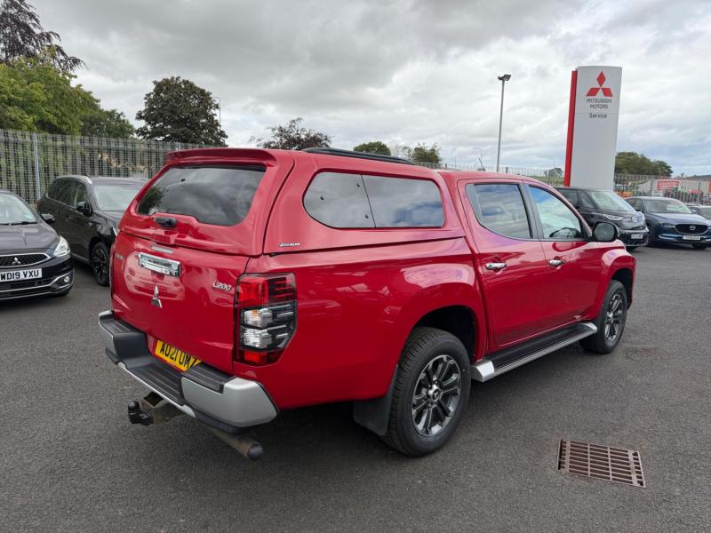 Mitsubishi L200