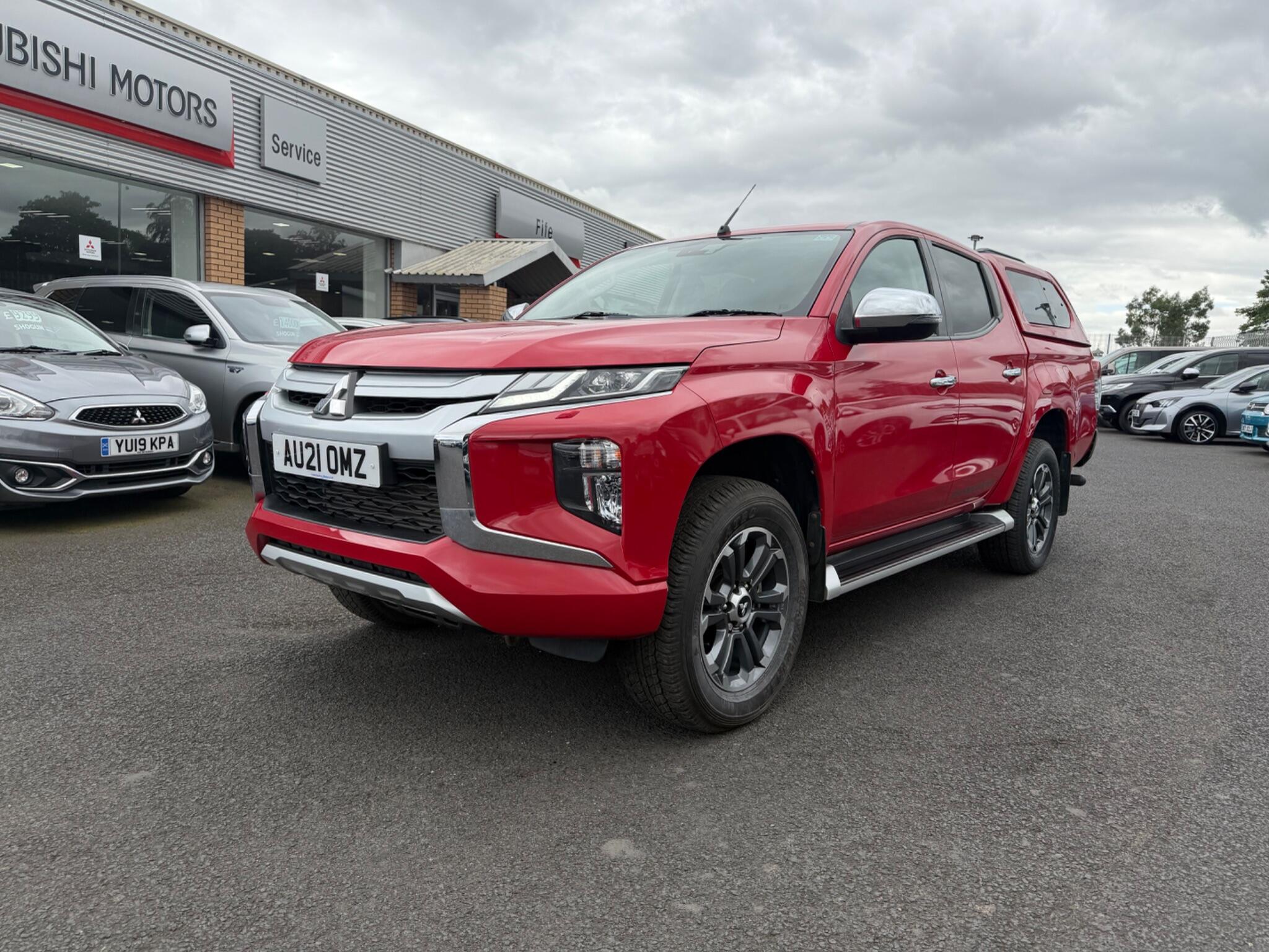 Mitsubishi L200