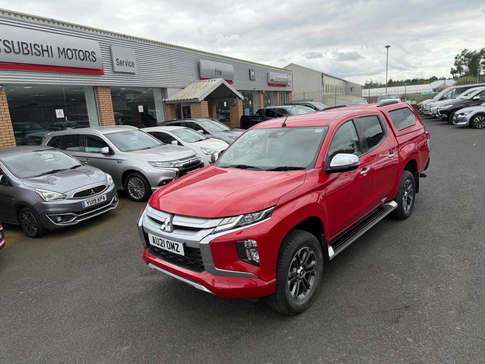 Mitsubishi L200