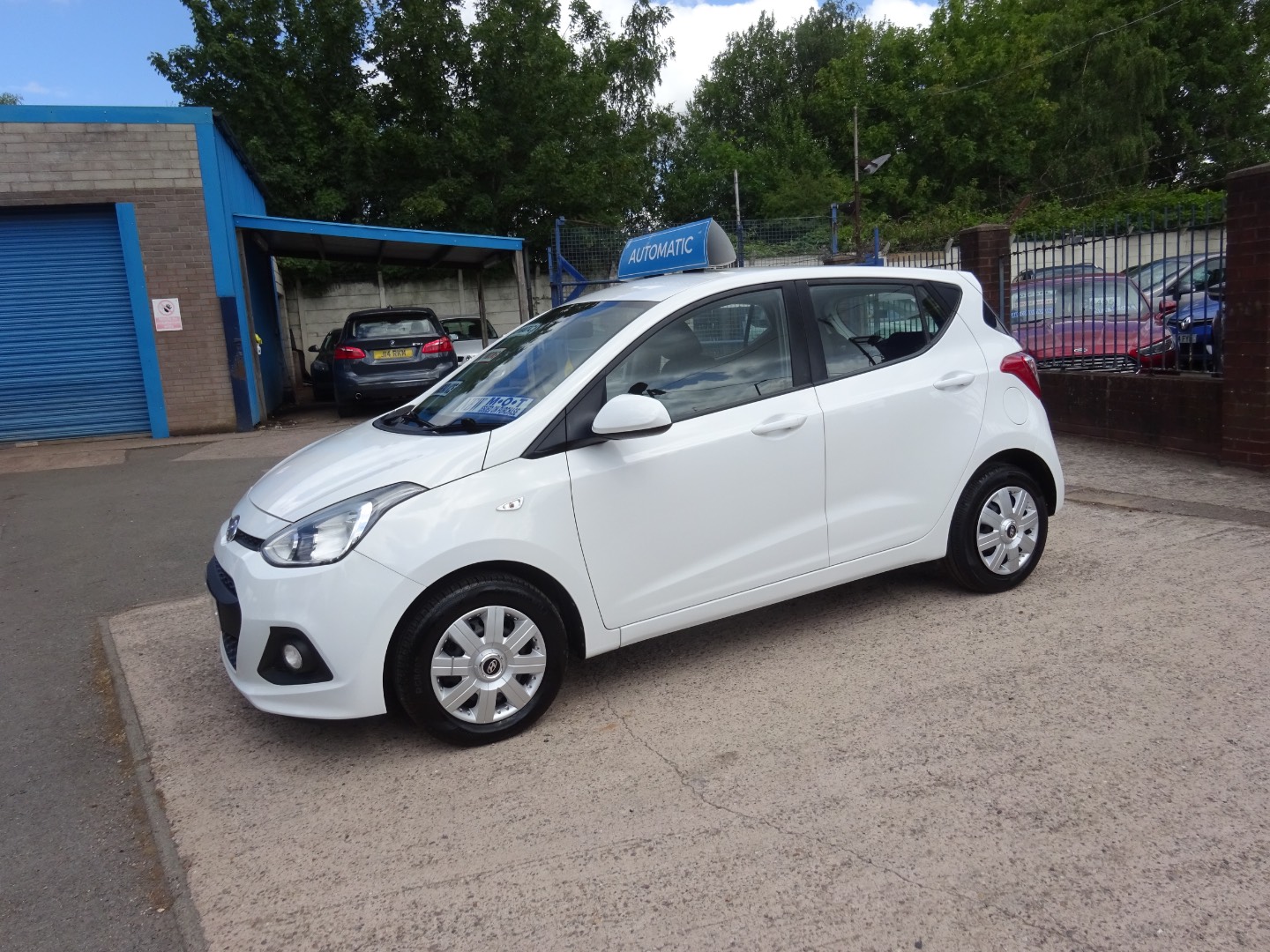 Hyundai i10