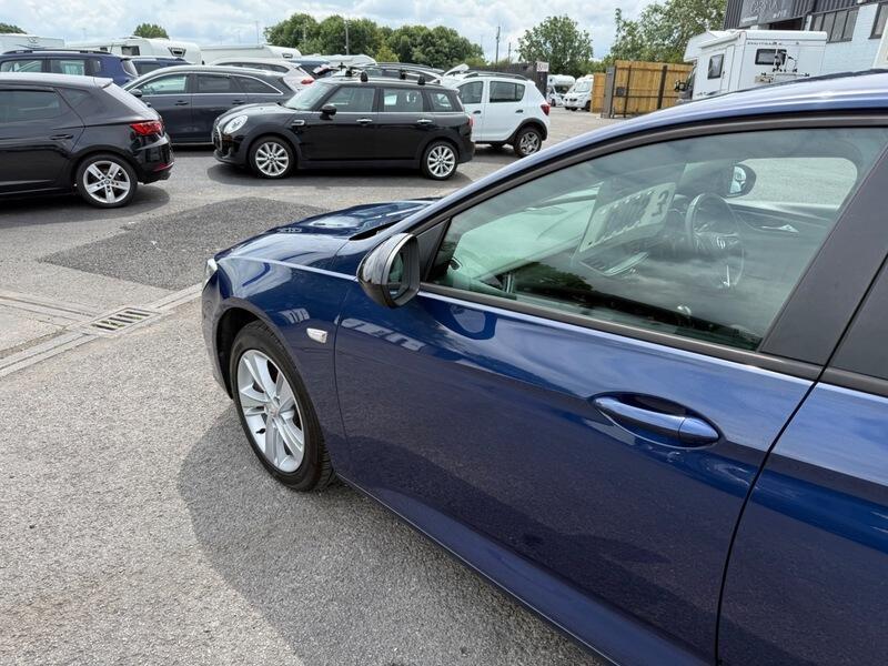 Vauxhall Insignia
