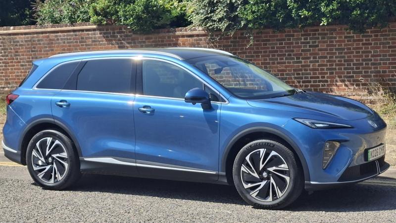 MG Motor UK MGS6