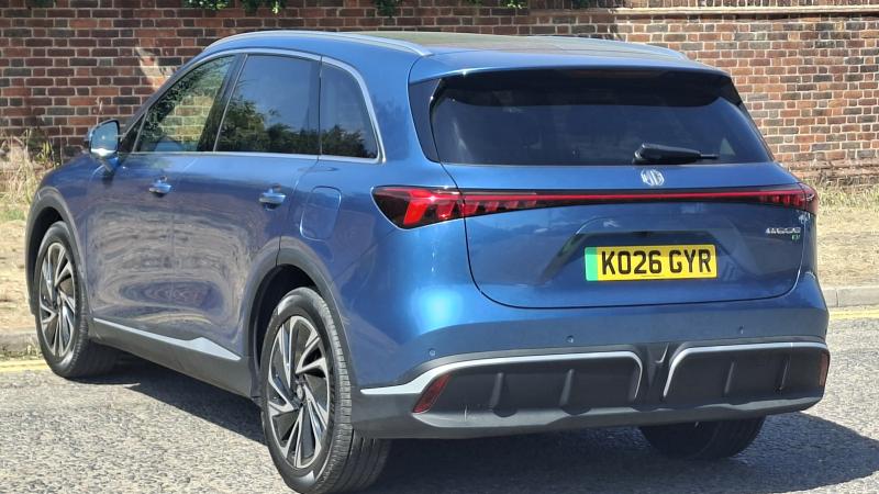 MG Motor UK MGS6