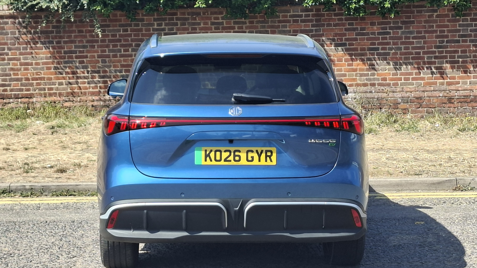 MG Motor UK MGS6