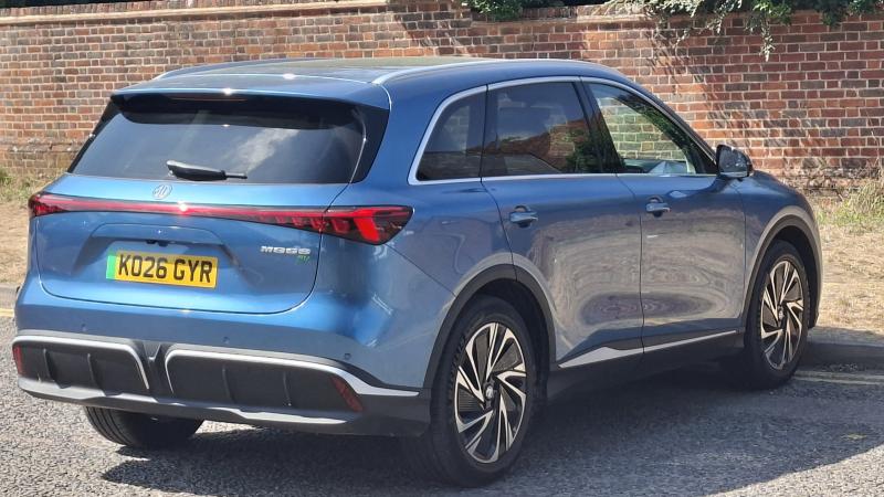 MG Motor UK MGS6