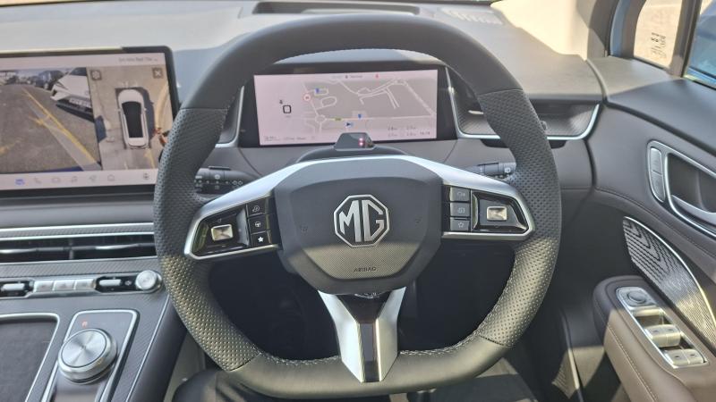 MG Motor UK MGS6