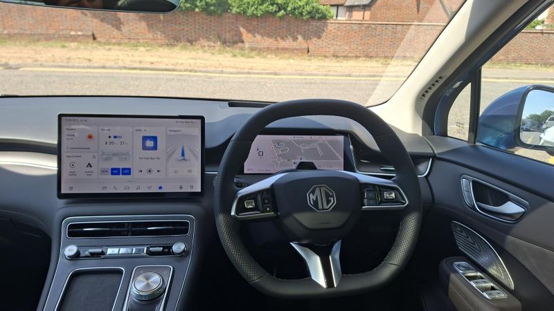 MG Motor UK MGS6