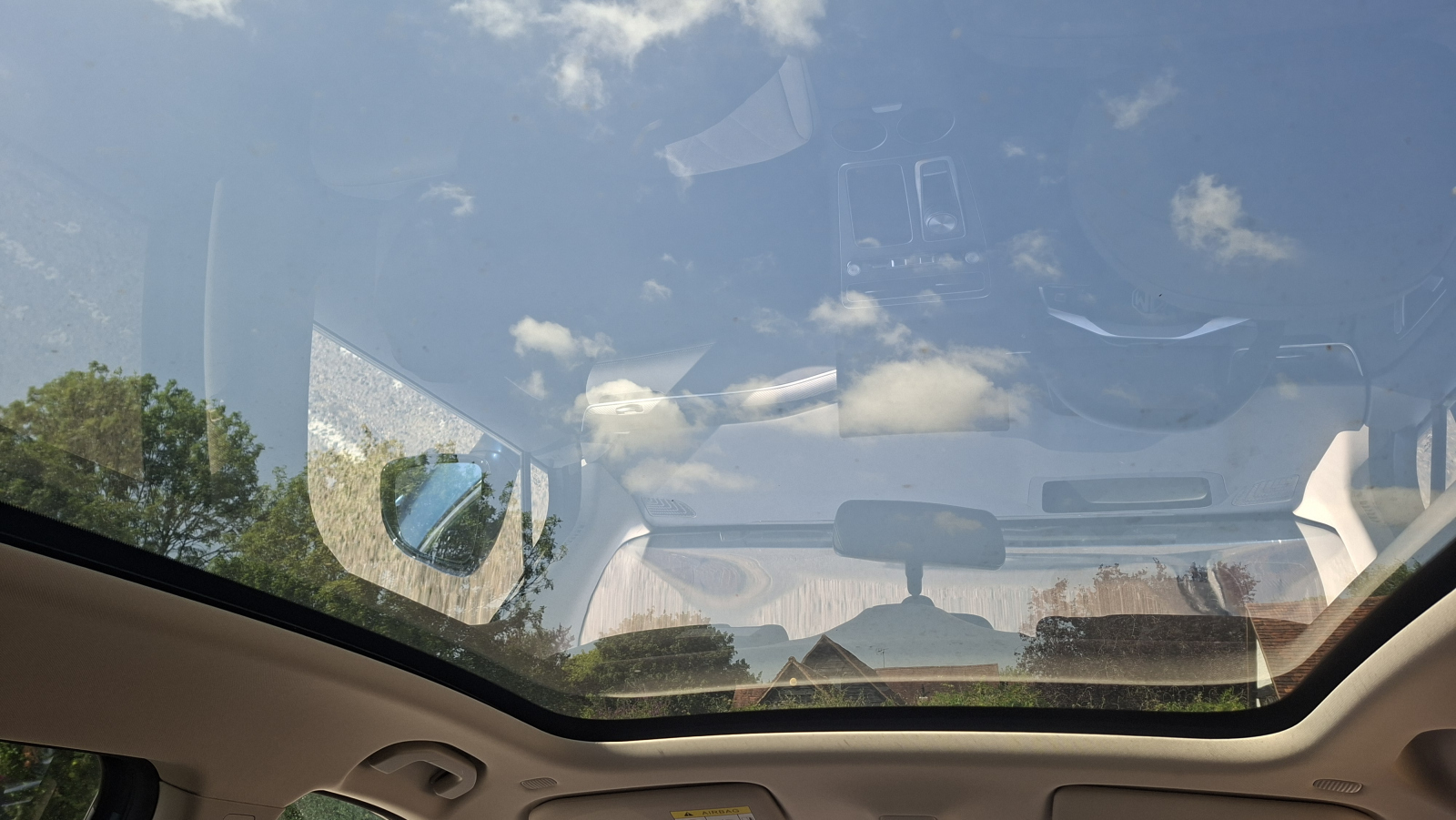 MG Motor UK MGS6