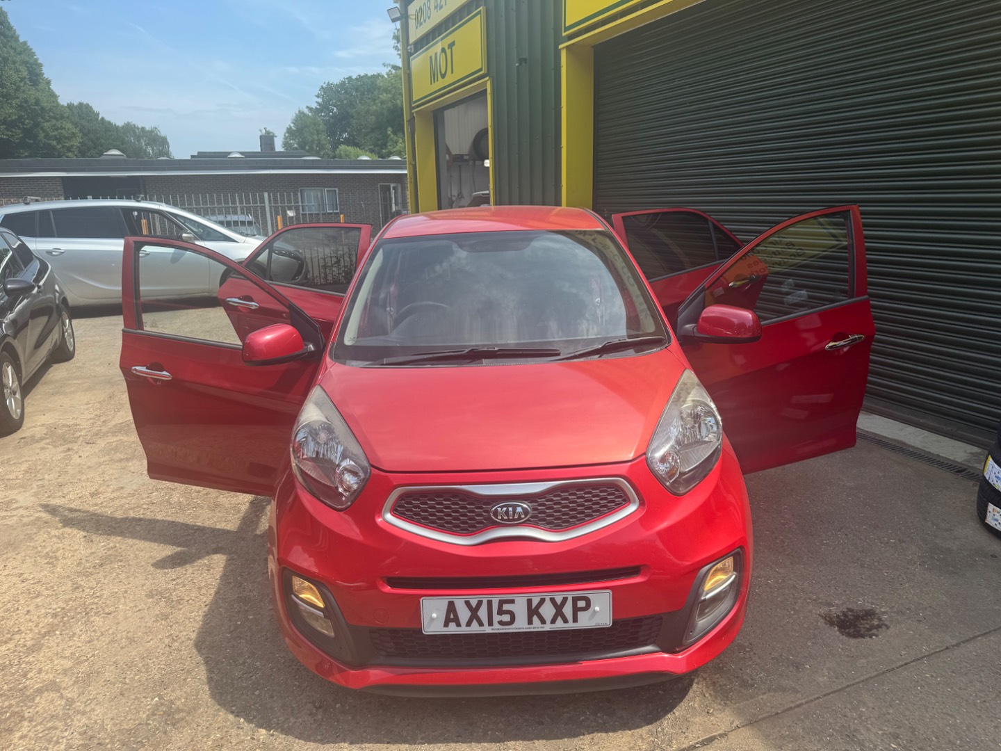 KIA PICANTO 1.0 VR7 5DR 45,000 MILES 2015 15 PETROL MANUAL HATCHBACK 998CC LOCATION...