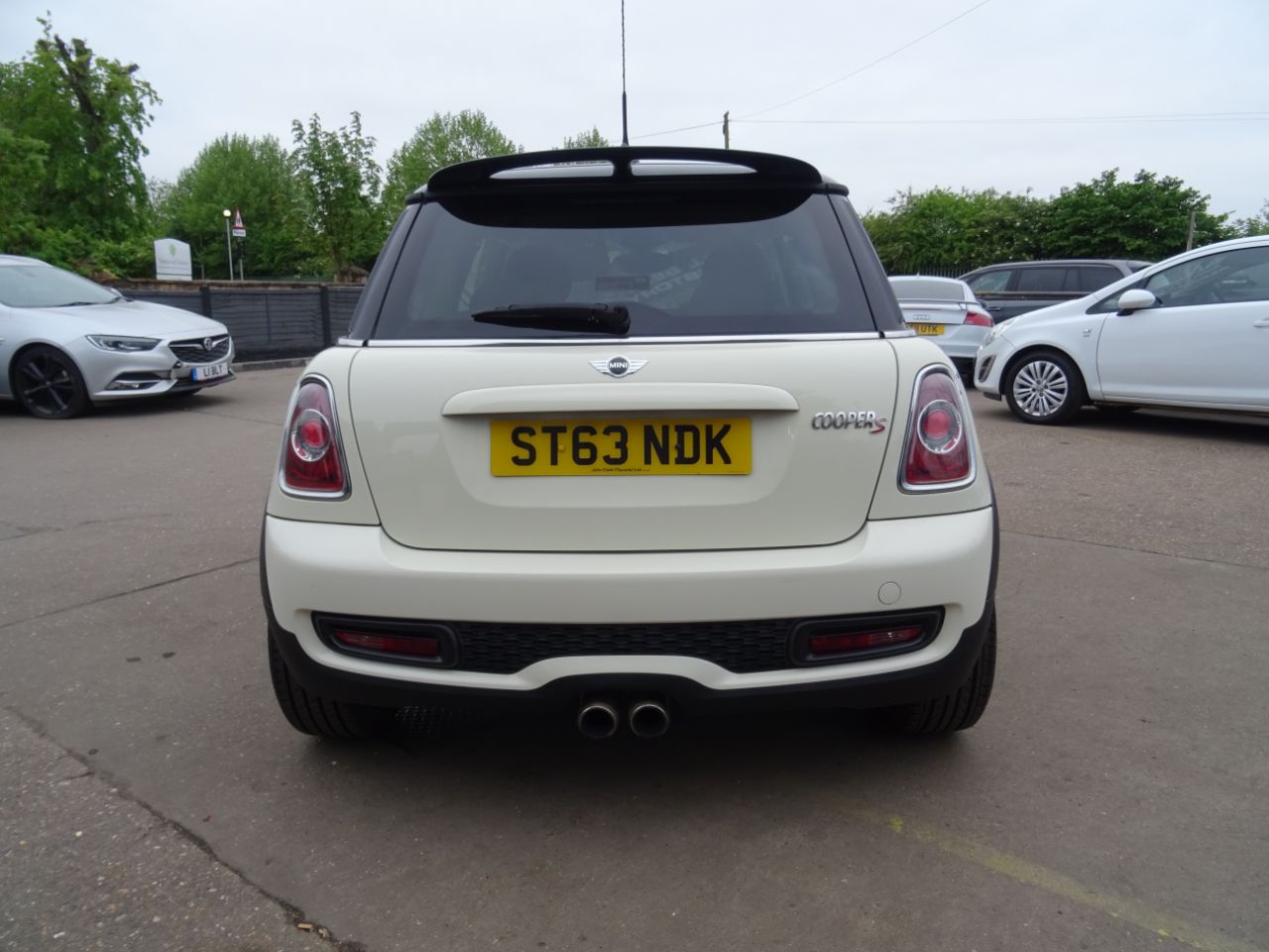 Mini Hatchback