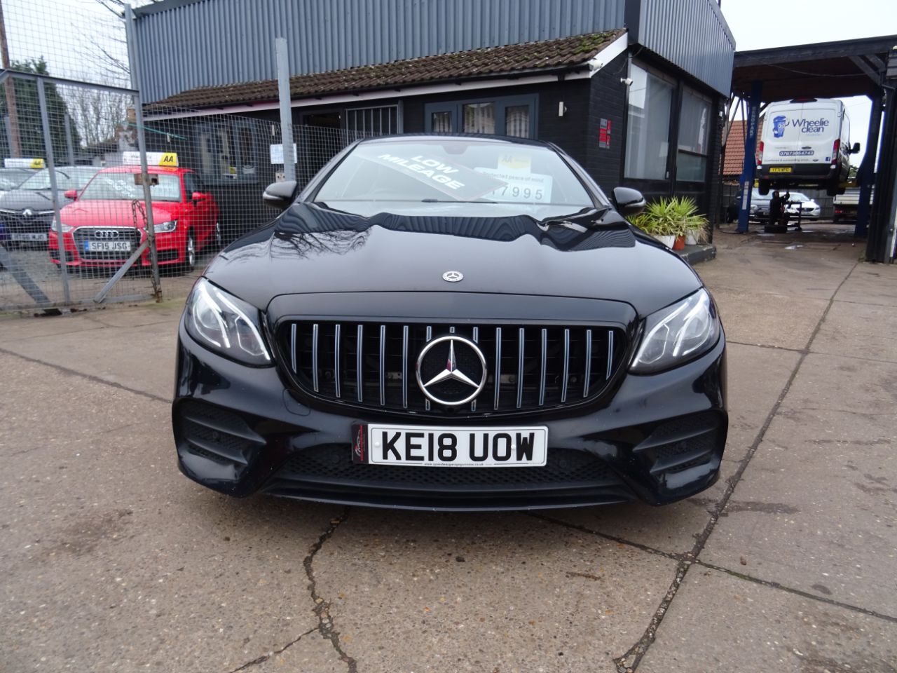 Mercedes-Benz E 220