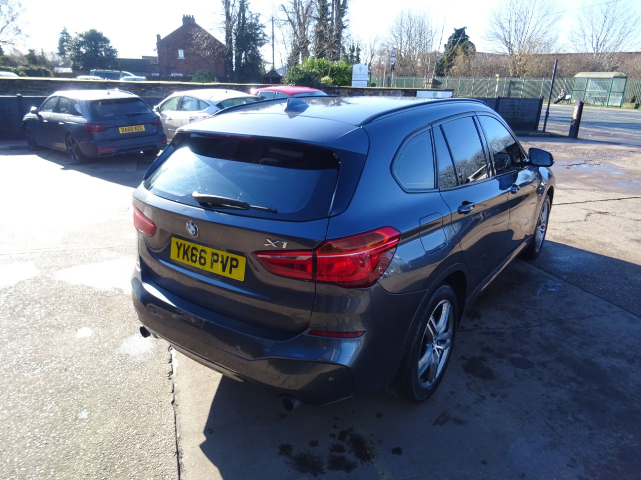 BMW X1