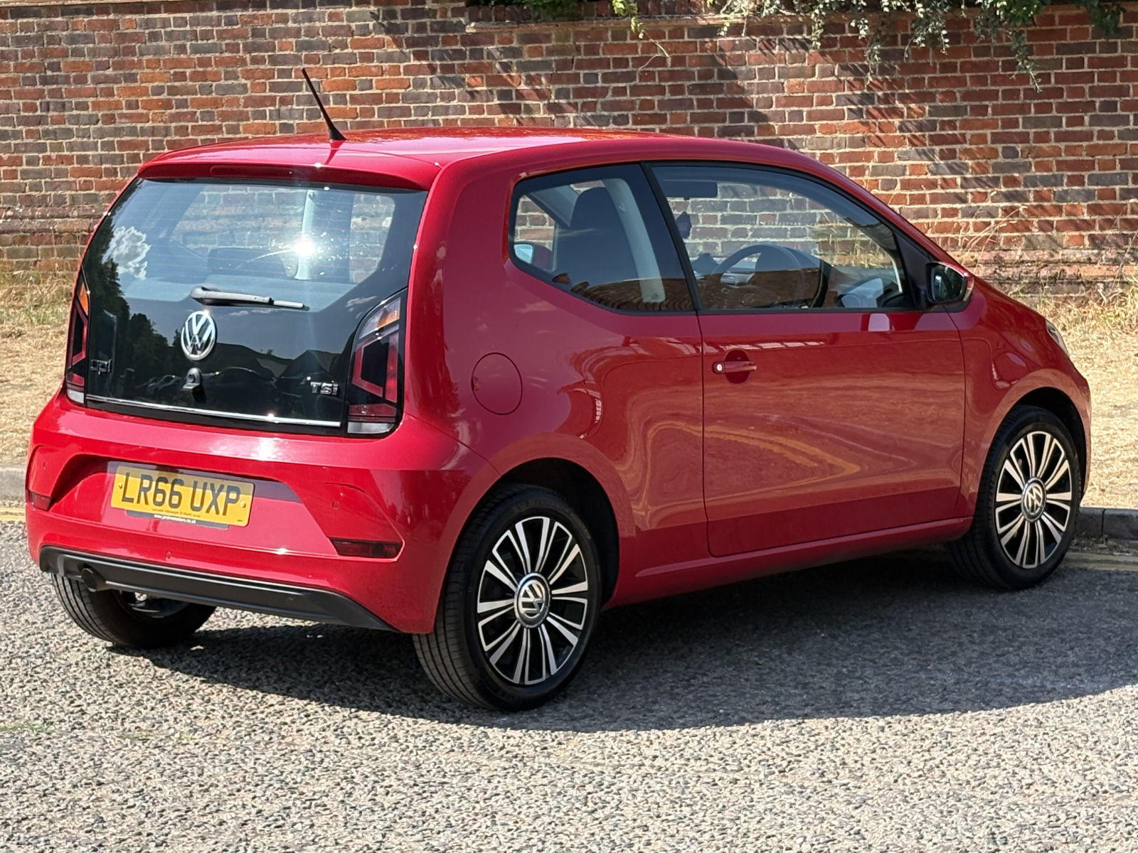 Volkswagen Up