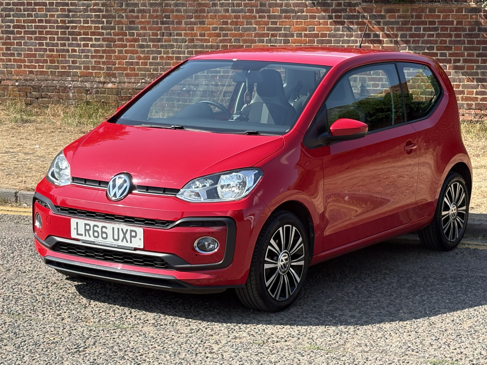 Volkswagen Up