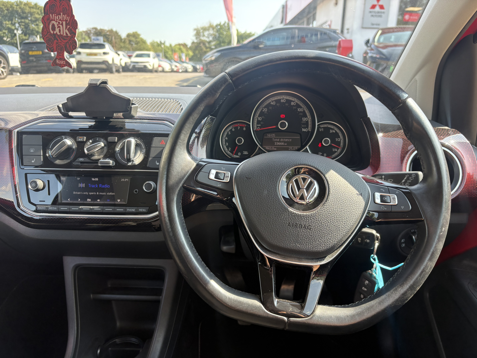 Volkswagen Up